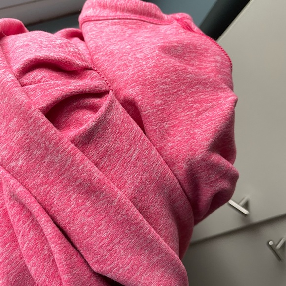 Sz 10 Hot Pink Lululemon Top - Picture 3 of 5